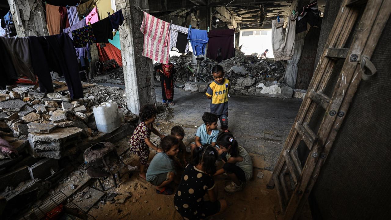 Gazze'nin kuzeyinde barınma krizi büyüyor