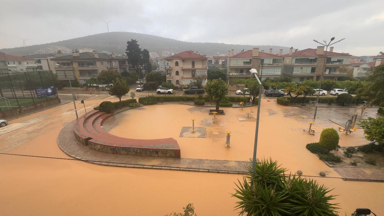 Fırtına ve sağanak birçok kentte etkili oldu