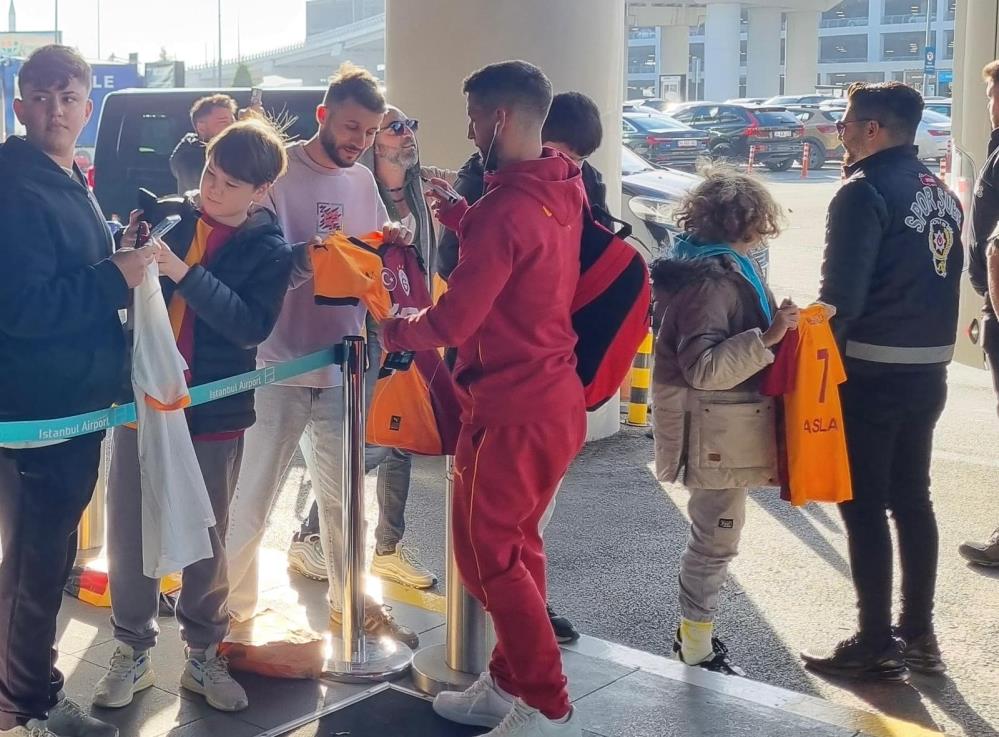 Galatasaray, yarın deplasmanda oynayacağı Bodrum FK karşılaşması için Bodrum'a gitti.