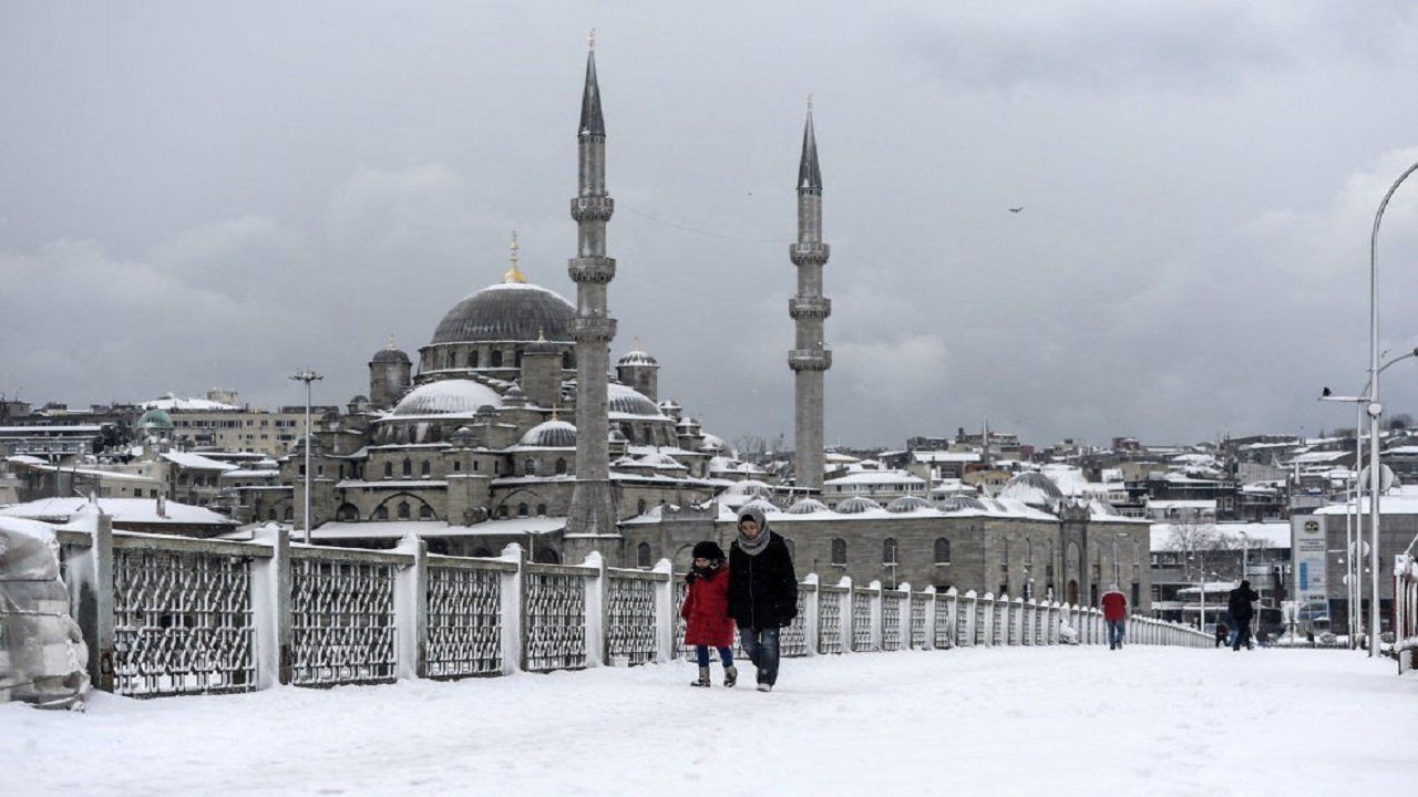 İstanbullular kar yağışını bekliyor