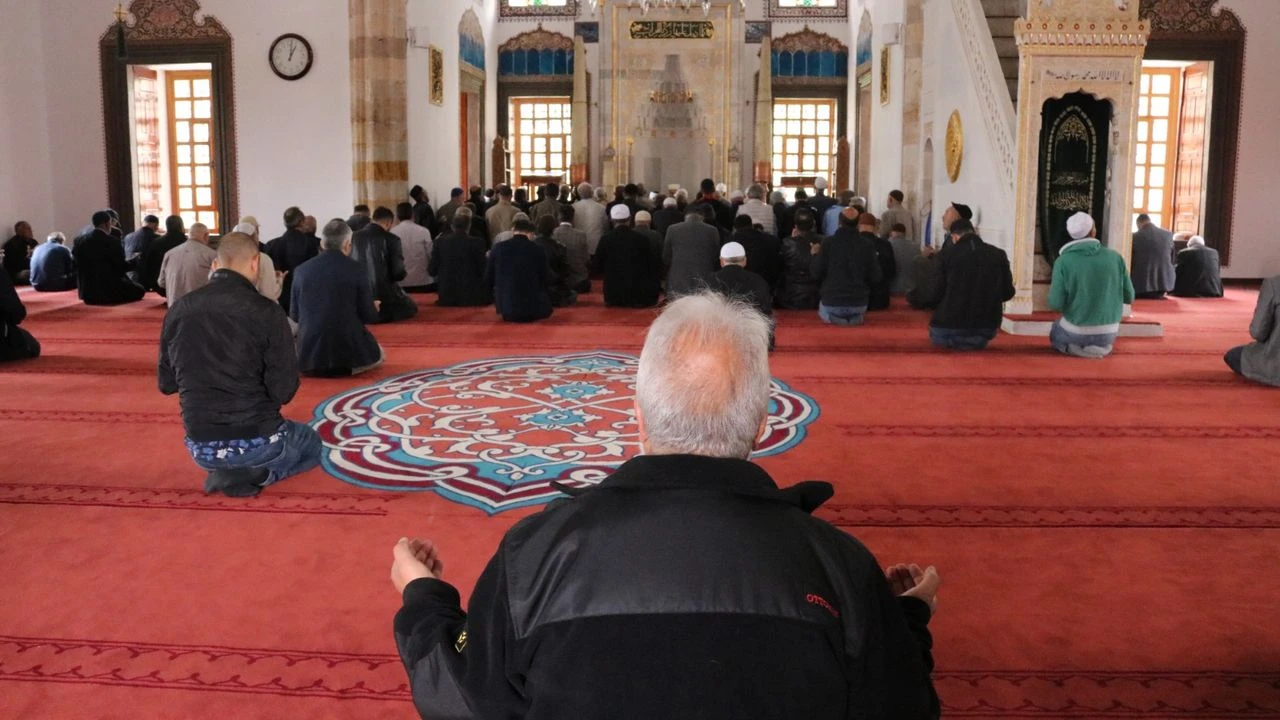 Giresun cuma namazı saati