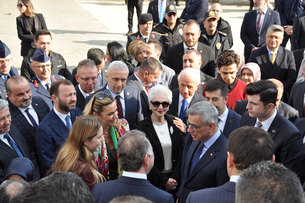 Sağlık Bakanı Memişoğlu, Kütahya'da diş hekimliği fakültesi ve hastane açılışına katıldı