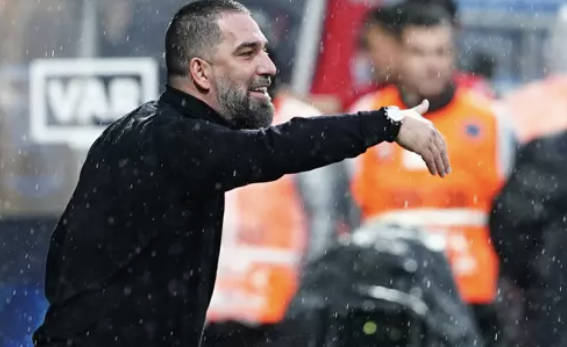 Bunu kimse beklemiyordu! Arda Turan'dan yeni haber