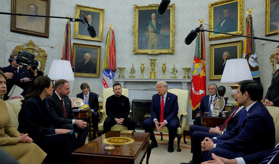 Beyaz Saray'da Trump-Zelenskiy görüşmesinde tansiyon yükseldi! "Ülkemize saygısızlık ediyorsunuz"