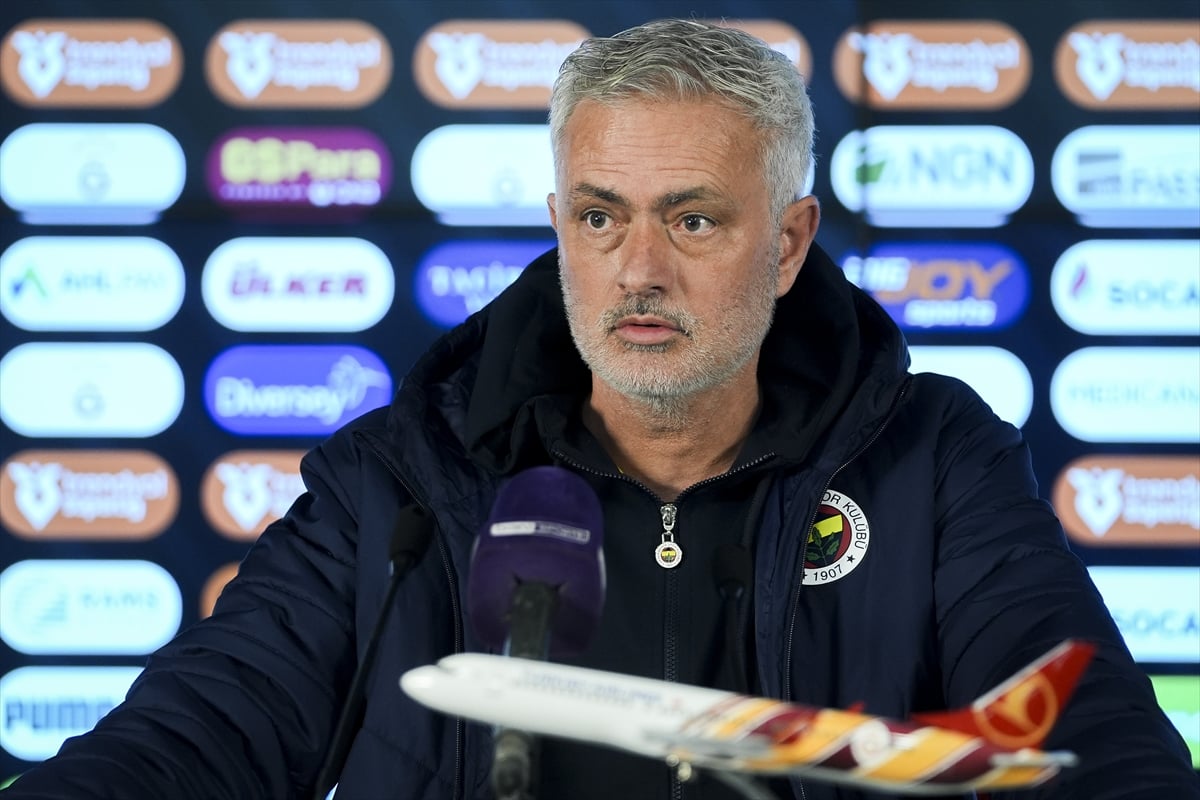 Mourinho'dan derbi sonrası olay sözler: Türk hakem yönetseydi felaket olurdu!