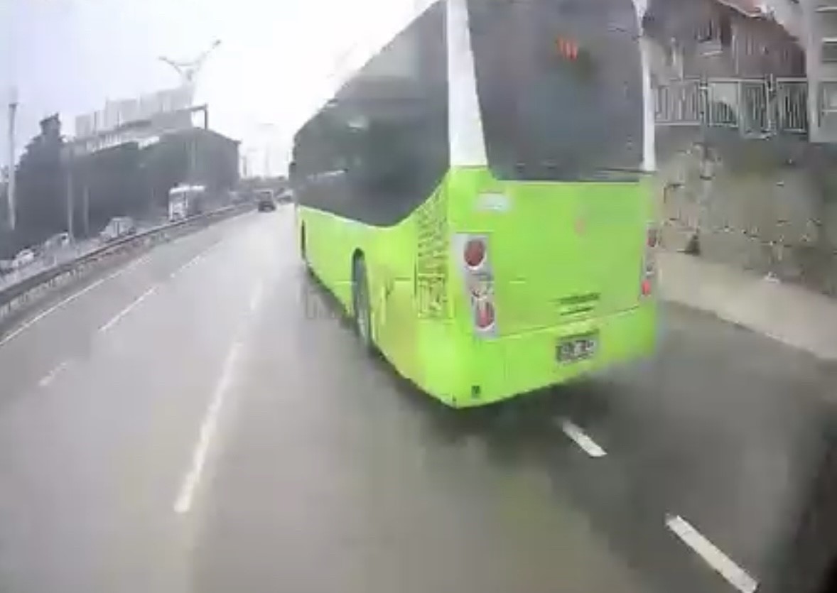 Halk otobüsünde korku dolu anları yaşanmıştı: Şoförün şekeri ve tansiyonu düşmüş