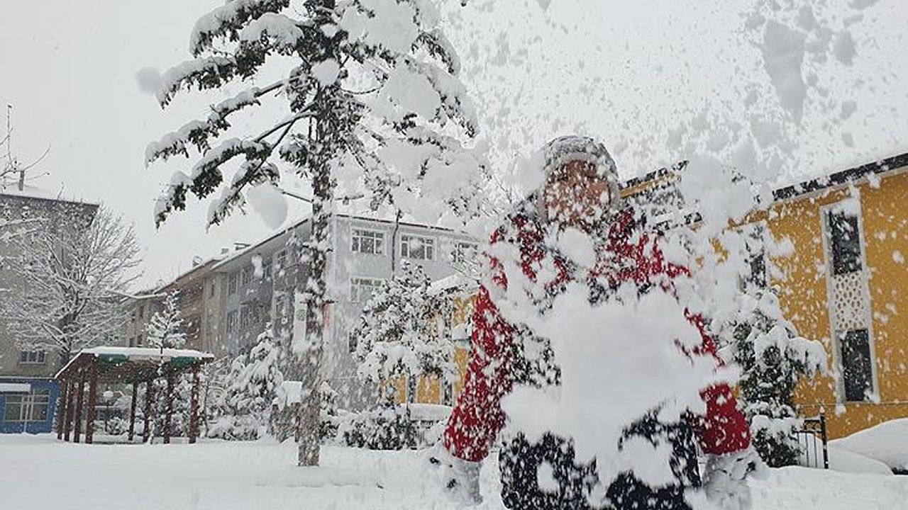 kar yapışı sonrası 11 ilde okullar tatil edildi