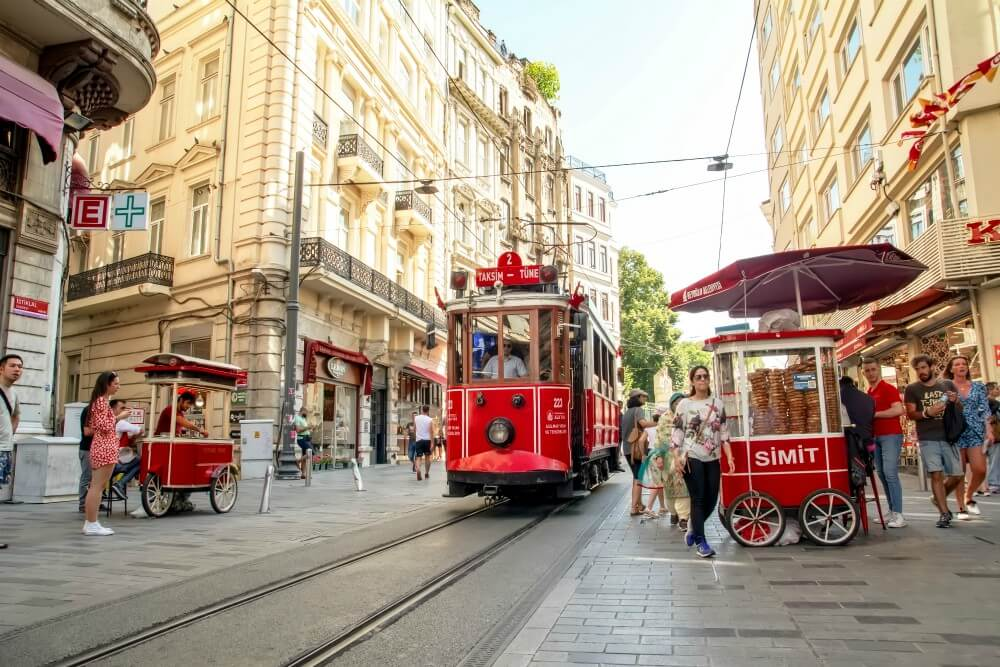 İstiklal Caddesi kapalı mı 8 Mart