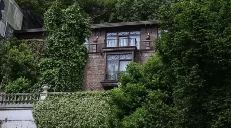 Kap Akin İpek Köşk