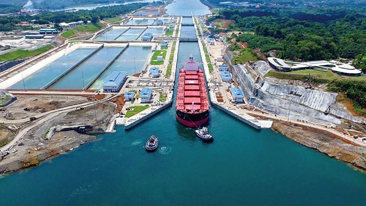 Panama Kanalı hangi ülkeye ait